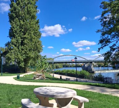 Parc du barrage quartier du Pré du Lay
