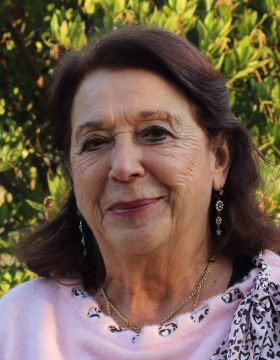 13 - Renée Bou-Anich